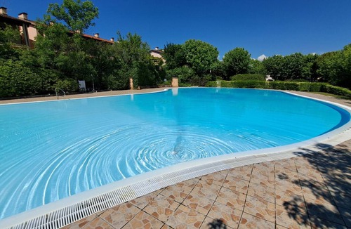Polpenazze del Garda Ski Chalet | Villa in a residence with swimming pool for 6 people