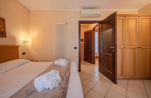 Borgo Milano Apartment | Villa Mainard, Bolero Historic Villa
