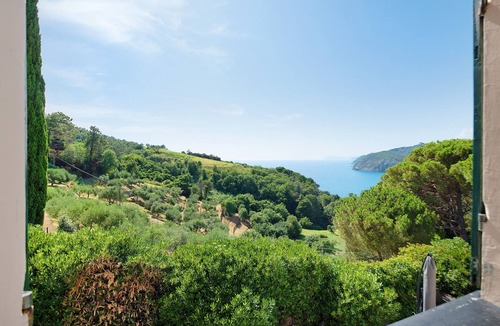 Levanto Villa | Villa 'Mesco' with Mountain View, Private Pool and Wi-Fi