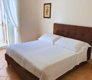 Modigliana Villa | Villa River's View Private Swimming Pool & Spa citycenter on foot