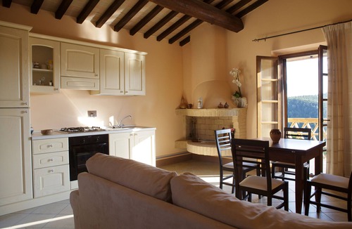 Gualdo Cattaneo House | VILLA TILLA: PRIVACY, RESERVED POOL, HUGE VIEW