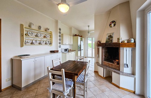 Castello Villa | Villa Venti Exclusive Property with Pool & View
