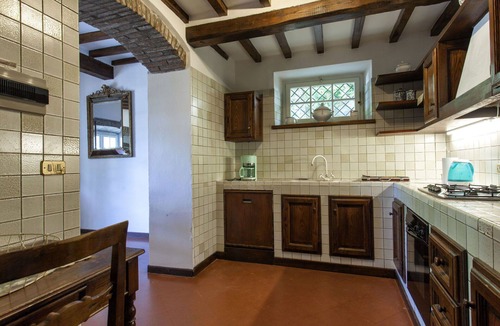 Cortona Villa | Wonderful private villa for 14 guests with private pool, WIFI, A/C, TV and pets allowed