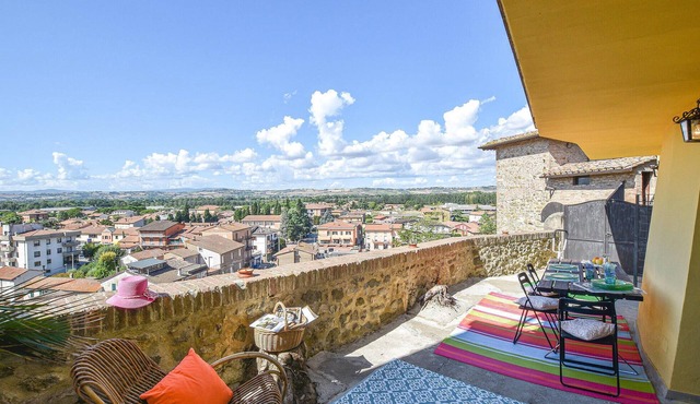 2 bedroom awesome apartment in Deruta in Deruta