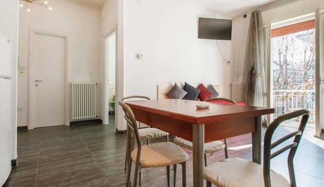 2 bedroom cozy apartment in Igea Marina
