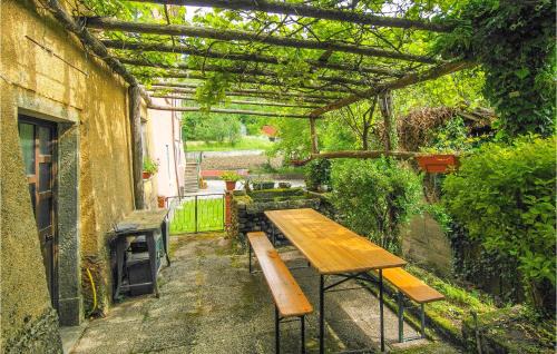 4 Bedroom Beautiful Home In Codivara in Codivara