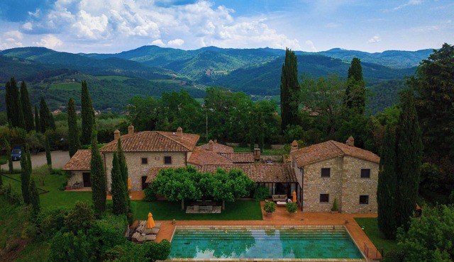 600-Year Estate in the Heart of Chianti, by Cuvée in Gaiole In Chianti