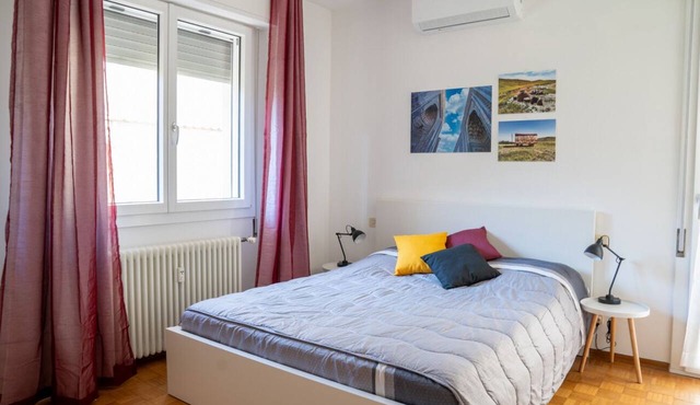 A comfortable room within an 84-square-meter unit—perfect for three people—located on the ground floor of an Art Nouveau building.The property is situated in a quiet area of ​Ravenna that is ideally located for sightseeing; the city center is ju in Ravenna