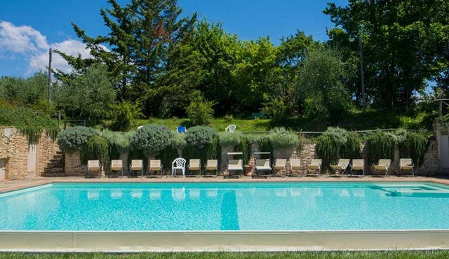 Agriturismo Il Melo with Mountain View, Shared Pool and Wi-Fi in Grassina