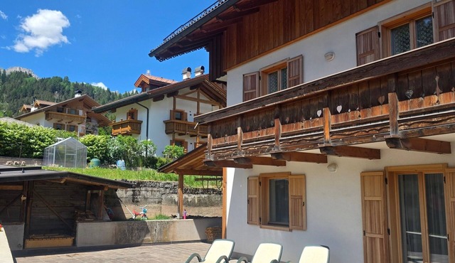 Apartment 'Appartamento Cima Dodici' with Mountain View, Shared Terrace and Wi-Fi in Soraga