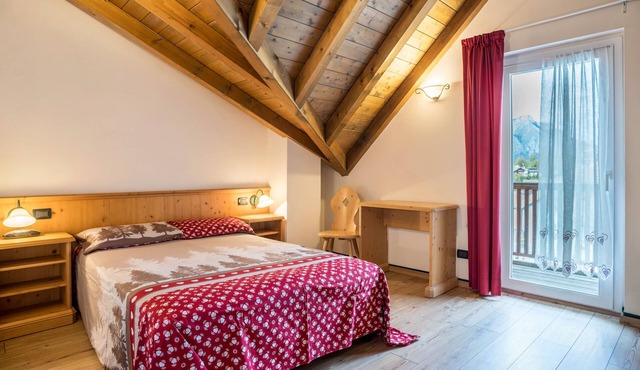 Apartment 'Giongo Residence Aparthotel 104' with Mountain View, Shared Terrace and Wi-Fi in Lavarone