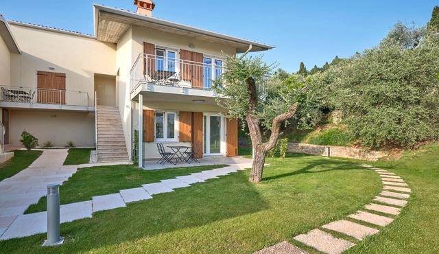 Apartment on Lake Garda in Torri del Benaco VR