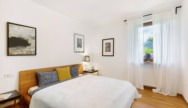 Apartment 'Kati's Haus' with Mountain View, Private Terrace and Shared Garden in St. Pankraz