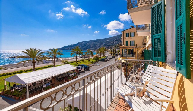 Appartamento Fronte Mare a Ospedaletti by Wonderful Italy in Ospedaletti