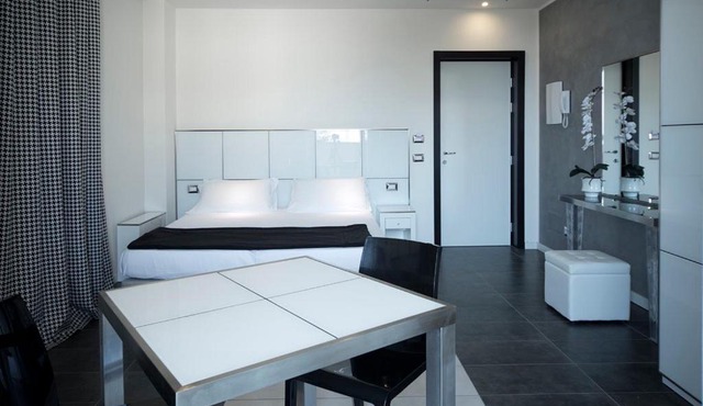 Atmosphere Suite Hotel