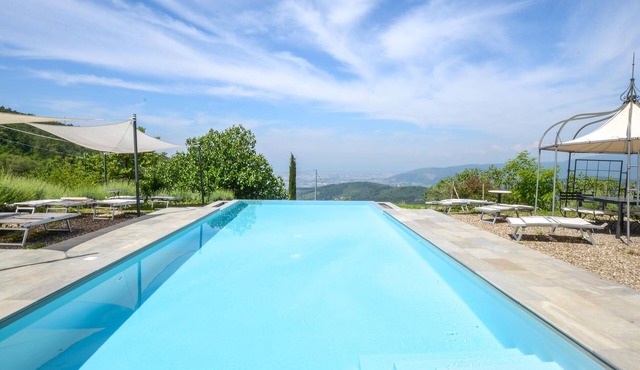 Awesome home in Sesto Fiorentino with sauna in Sesto Fiorentino