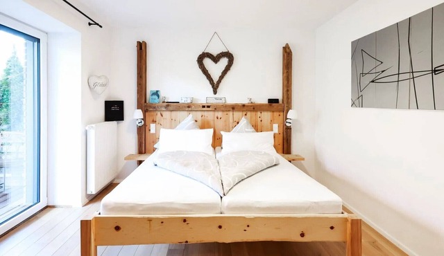 Bed & Breakfast room "Vika" - for 4 persons in Essing in Essing