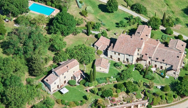 Borgo Fastelli - FASTELLI GLICINE in Sarteano
