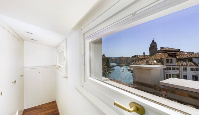 Ca' Cerchieri Terrace Canal View in Venice