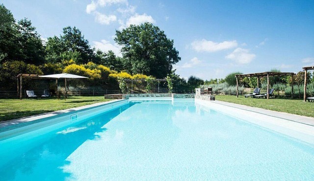 Casa Dracena I: A welcoming two-story apartment situated in the heart of the Tuscan countryside, with Free WI-FI. in Trequanda