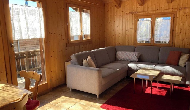 Chalet Skilift Appartement/Fewo, Dusche, WC 5-Bettwohnung by Interhome in Rosswald