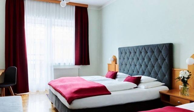 Comfort multi-bed room | up to 2 nights - Hotel Garni Thermenoase in Bad Blumau