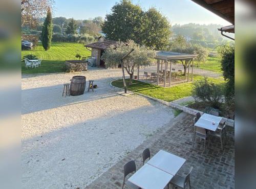 Corte Davini Agriturismo in Monzambano