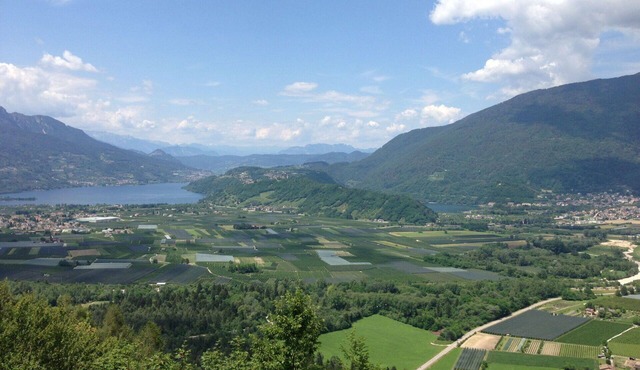 Cosy apartment for 4 guests with A/C, WIFI, TV, patio and parking in Caldonazzo