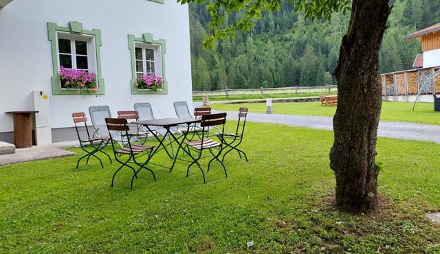 De Nussi's Chalet 4 in Bach