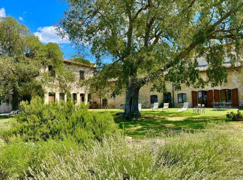 Elegant Farmhouse Retreat in Poreta, Italy in Poreta