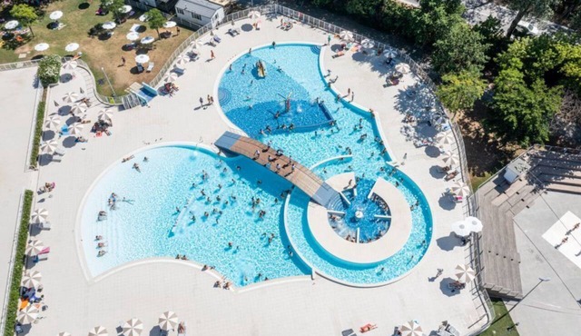 Feriendorf Adriano Lodge Comfort Pet für 4 Personen