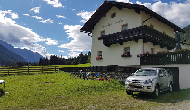 FERIENHAUS - SONNBLICK - nahe an der italienischen Grenze in Strassen