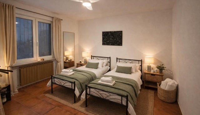 Grace Place Apartment - Self Checkin 24h - 15 min Malpensa - Free Parking in Oleggio