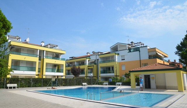 Holiday apartment with terrace and air conditioning