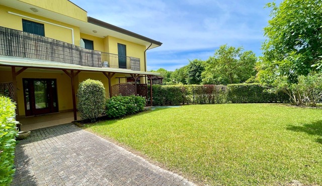 Holiday home with garden and pool in Città Metropolitana di Venezia