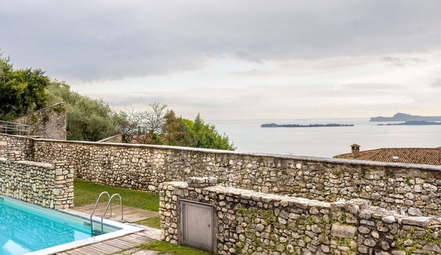 Lemon House 2 Apartment by Wonderful Italy in Gardone Riviera