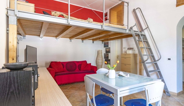 Lovely apartment for 4 guests with WIFI and TV in Florence