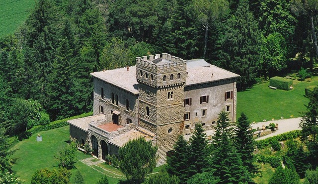 Lovely cottage in farmhouse with private pool between Tuscany and Umbria in Grotte di Castro