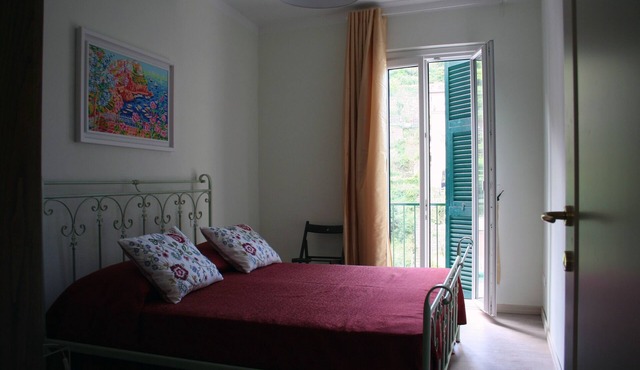 Relax in Cinque Terre! Casa degli Aranci - sleeps 4 CIN: IT011024C2KJM8VIQN in Riomaggiore
