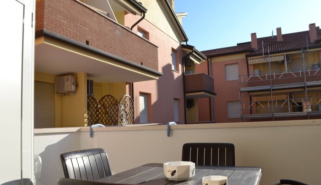 Renovated flat with pool and terrace near the beach