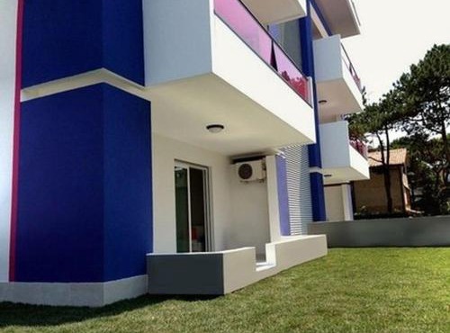 Residenz Villa Regina Zweizimmer-Wohnung Ovation mit Garten für 6 Personen in Bibione