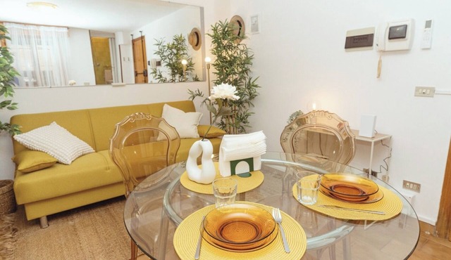 riMINI house - One Bedroom Apartment, Sleeps 2