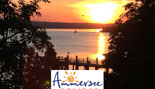 Romantic and spectacular - gallery apartment with 180° view of the lake and Alps in Herrsching