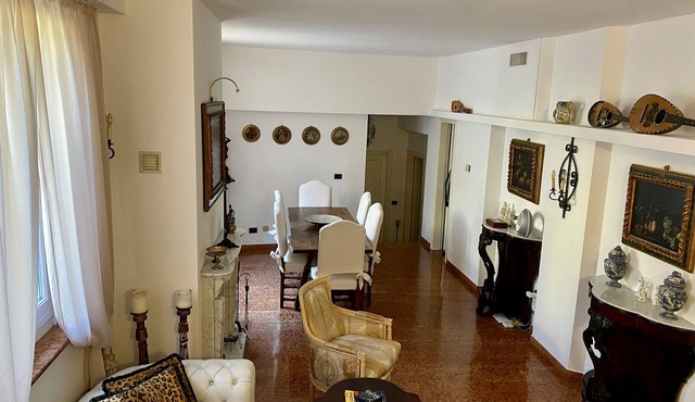 Rooftop Garden - Elegant Apartment in Historic Bologna