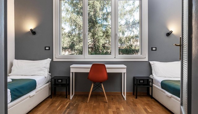 Saragozza Apartment 3: Bright and central flat in BOLOGNA
