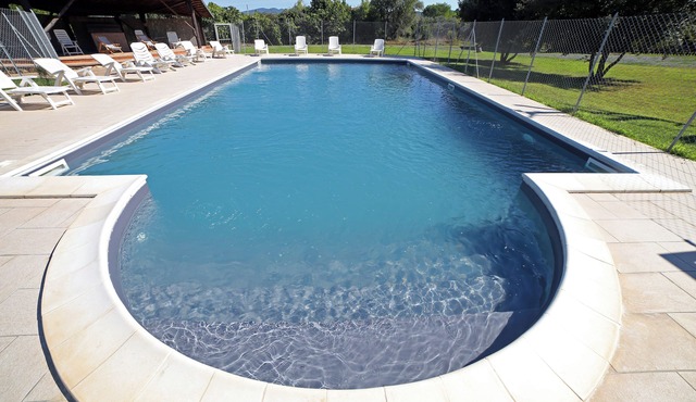 Spacious 8 pers. family apartment with pool near the sea. in Toscana
