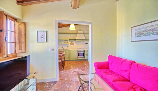 Tenuta 4 - Apartment with swimming pool in Le Quattro Strade