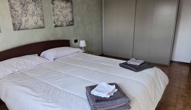 Three-Bedroom Apartment in Desio in Desio