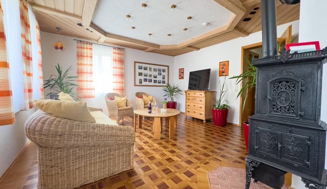 Three-bedroom vacation rental with two balconies in Bad Windsheim