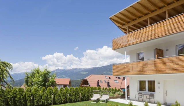 Vacation apartment Bruneck, ideal for bikers & hikers, garage, Cron 4 sauna & pool in Brunico
